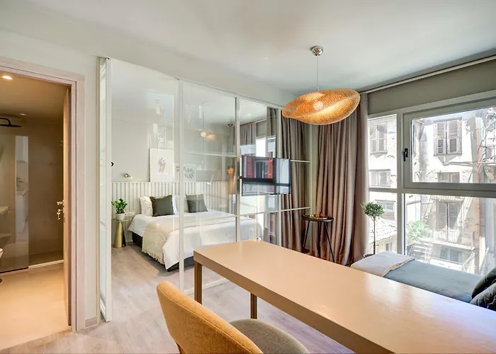 9 Muses Exclusive Suites In Syntagma